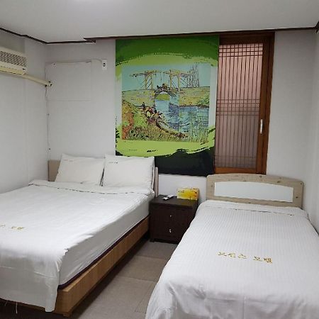 ג'גו Twins Hotel מראה חיצוני תמונה